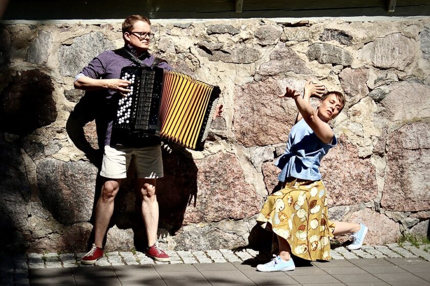 Haitaristi ja tanssija