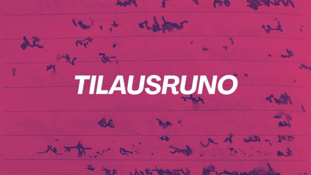 Keskellä valkoinen tilausruno-teksti, jonka taustalla suttuista mustekirjoitusta viivoitetulla paperilla, joka on värjätty punaiseksi.